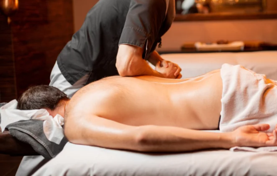 The Art of Connection: A Man-to-Man Massage Experience